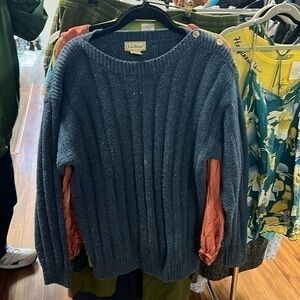 L.L. Bean size large silk nylon lambs wool sweater appears to be vintage